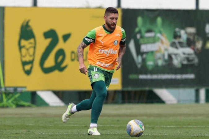 Zé Rafael segue com futuro indefinido no Palmeiras -  (crédito: Foto: Cesar Greco/Palmeiras)