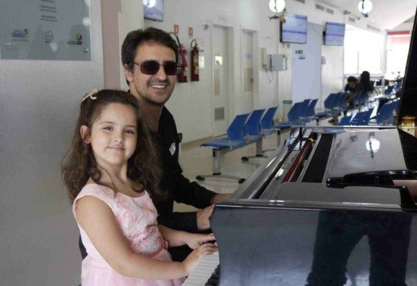 Maria Clara Oliveira