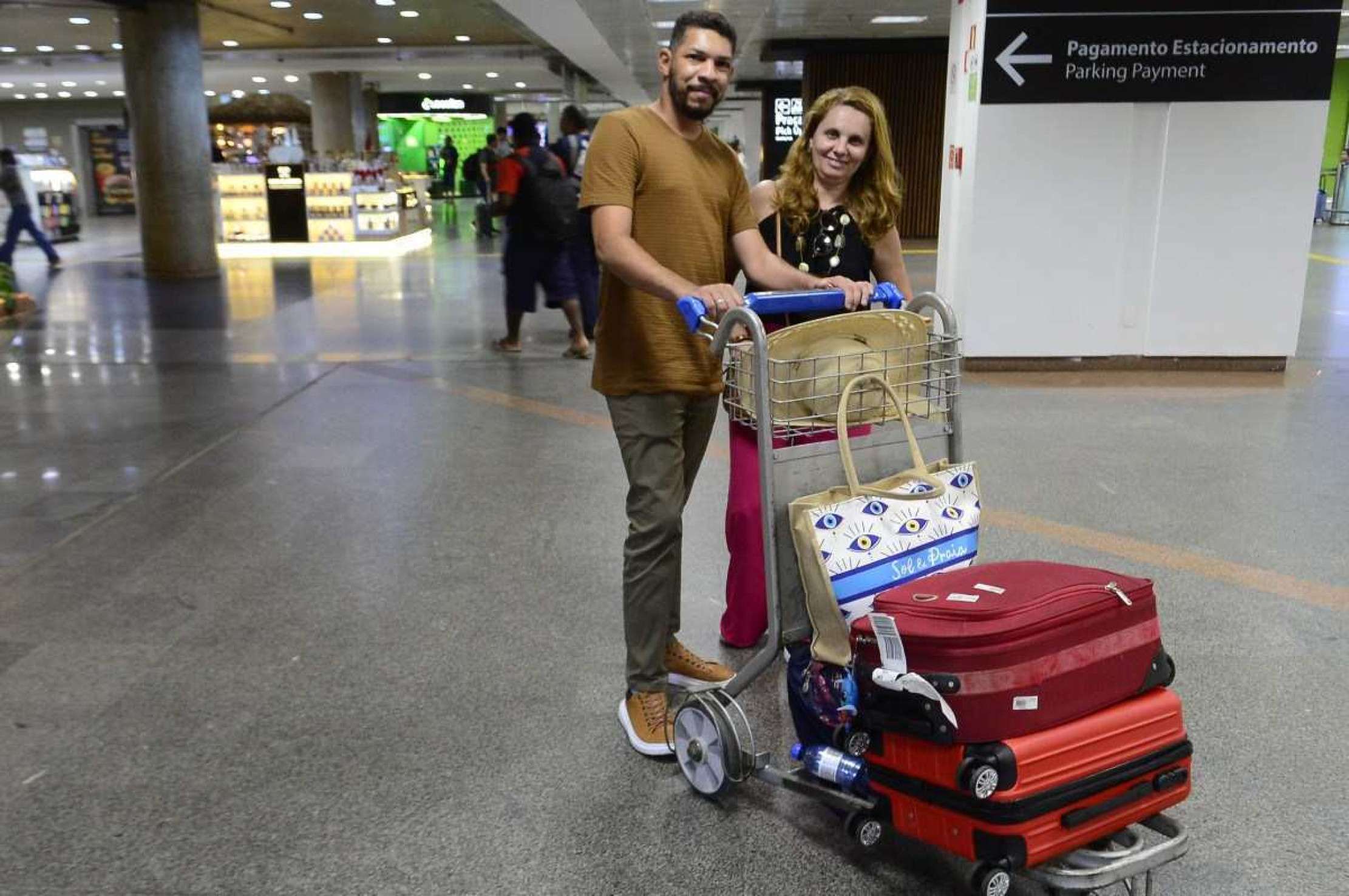 O casal Leandro Dias e a professora Rita Romero estavam voltando de Maceió, após viajarem pela primeira vez para a cidade