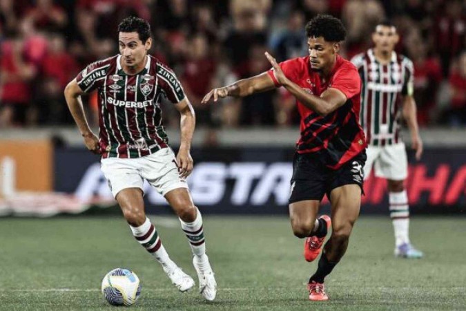  Curitiba, Brasil - 01/12/2024 - Est..dio Ligga Arena -   .Fluminense enfrenta o Athletico-PR esta noite em Curitiba pela 36.. rodada do Campeonato Brasileiro 2024....FOTO: LUCAS MER..ON / FLUMINENSE F.C....IMPORTANTE: Imagem destinada a uso institucional e divulga....o, seu.uso comercial est.. vetado incondicionalmente por seu autor e o.Fluminense Football Club... obrigat..rio mencionar o nome do autor ou.usar a imagem....IMPORTANT: Image intended for institutional use and distribution..Commercial use is prohibited unconditionally by its author and.Fluminense Football Club. It is mandatory to mention the name of the.author or use the image....IMPORTANTE: Im..gen para uso solamente institucional y distribuici..n. El.uso comercial es prohibido por su autor y por el Fluminense FootballClub. ...s mandat..rio mencionar el nombre del autor ao usar el im..gen.
     -  (crédito: Foto: LUCAS MERÇON / FLUMINENSE F.C.)