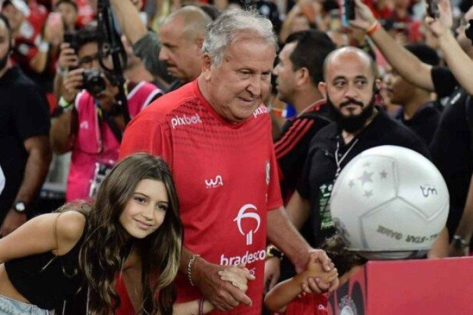 Zico convoca jogadores do atual elenco do Flamengo para Jogo das Estrelas, neste sábado - (crédito: Foto: Divulgação) Zico convoca jogadores do atual elenco do Flamengo para Jogo das Estrelas, neste sábado - (crédito: Foto: Divulgação)
