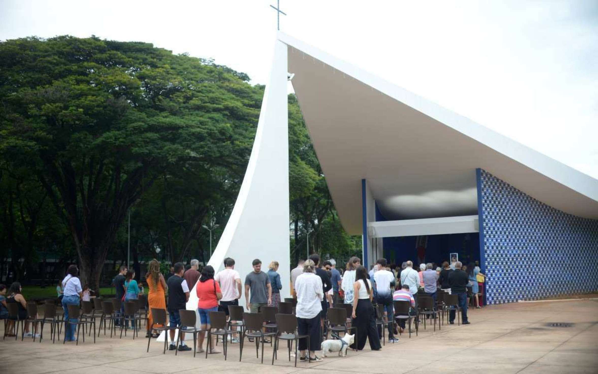 Muitos fiéis procuraram a Igrejinha de Fátima, na 307/308 Sul