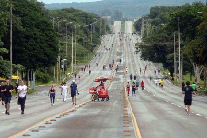Projeto em parceria com o Choro no Eixo acontece às 10h deste domingo (30/11), na altura da 207 norte - (crédito: Ed Alves/CB/DA.Press) Projeto em parceria com o Choro no Eixo acontece às 10h deste domingo (30/11), na altura da 207 norte - (crédito: Ed Alves/CB/DA.Press)