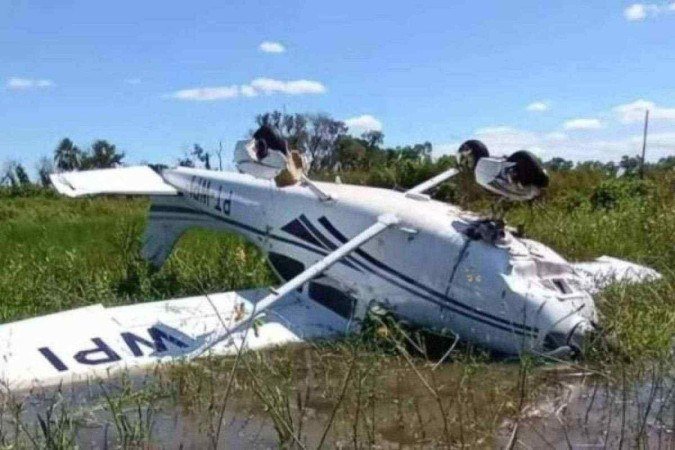 Avião monomotor de pequeno porte caiu no Pantanal, sem mortos e três resgatados 