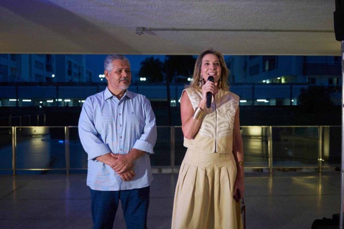 Caetana Franarin e Franklin Martins, subsecretario de Turismo do DF -  (crédito: Lucas Silva)