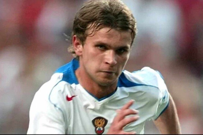 Aleksei Bugayev defendeu a seleção russa na Eurocopa de 2004 - (crédito: Foto: Reprodução / EURO 2004) Aleksei Bugayev defendeu a seleção russa na Eurocopa de 2004 - (crédito: Foto: Reprodução / EURO 2004)