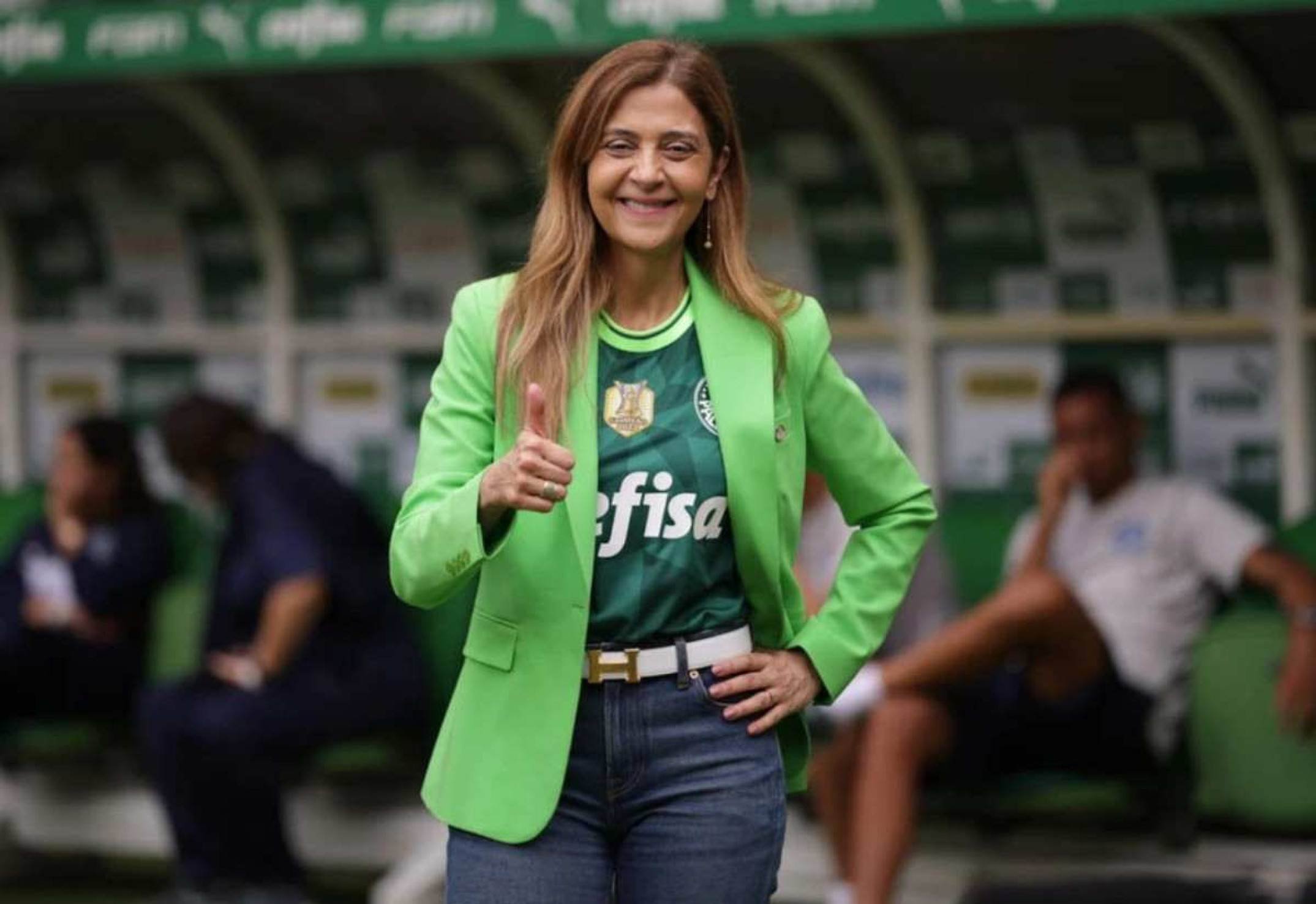 A lição de Leila Pereira