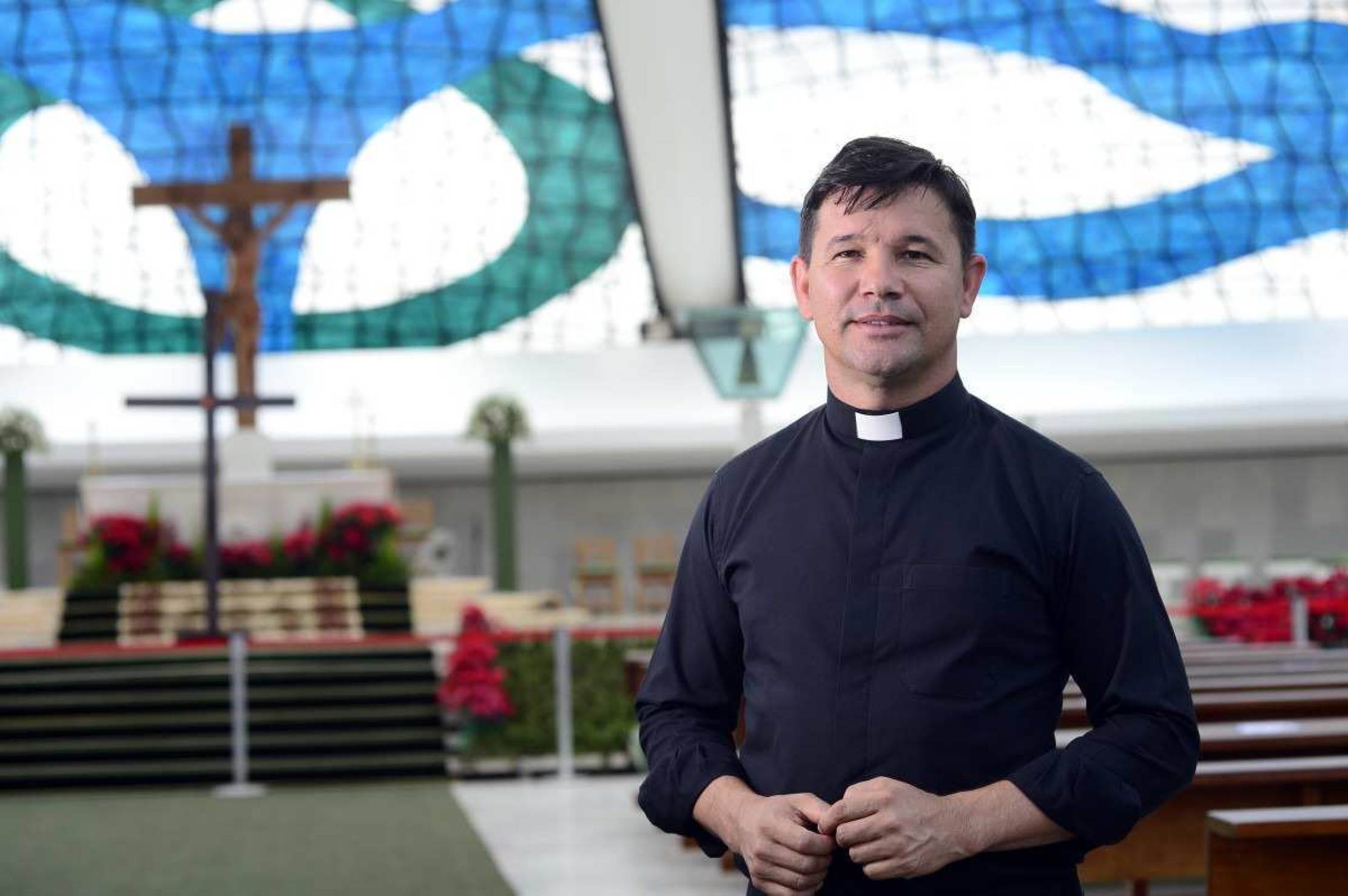  Padre Agenor Vieira, pároco da Catedral de Brasília, ensina que é preciso ressignificar o passado para recomeçar este ano 