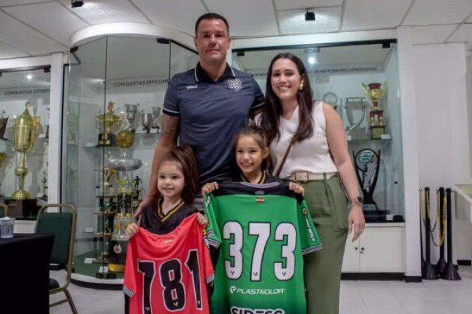 Wilson (Goleiro)  Maior goleiro da história do Figueirense, virou coordenador técnico da equipe aos 40 anos. Teve passagens por Coritiba, Vitória, Olaria, Flamengo, Portuguesa e Atlético-MG. Foram 781 jogos na carreira, sendo 373 no Figueira, onde atuou até 2023. Como curiosidade, tem 19 gols marcados. Foto: Patrick Floriani/FFC