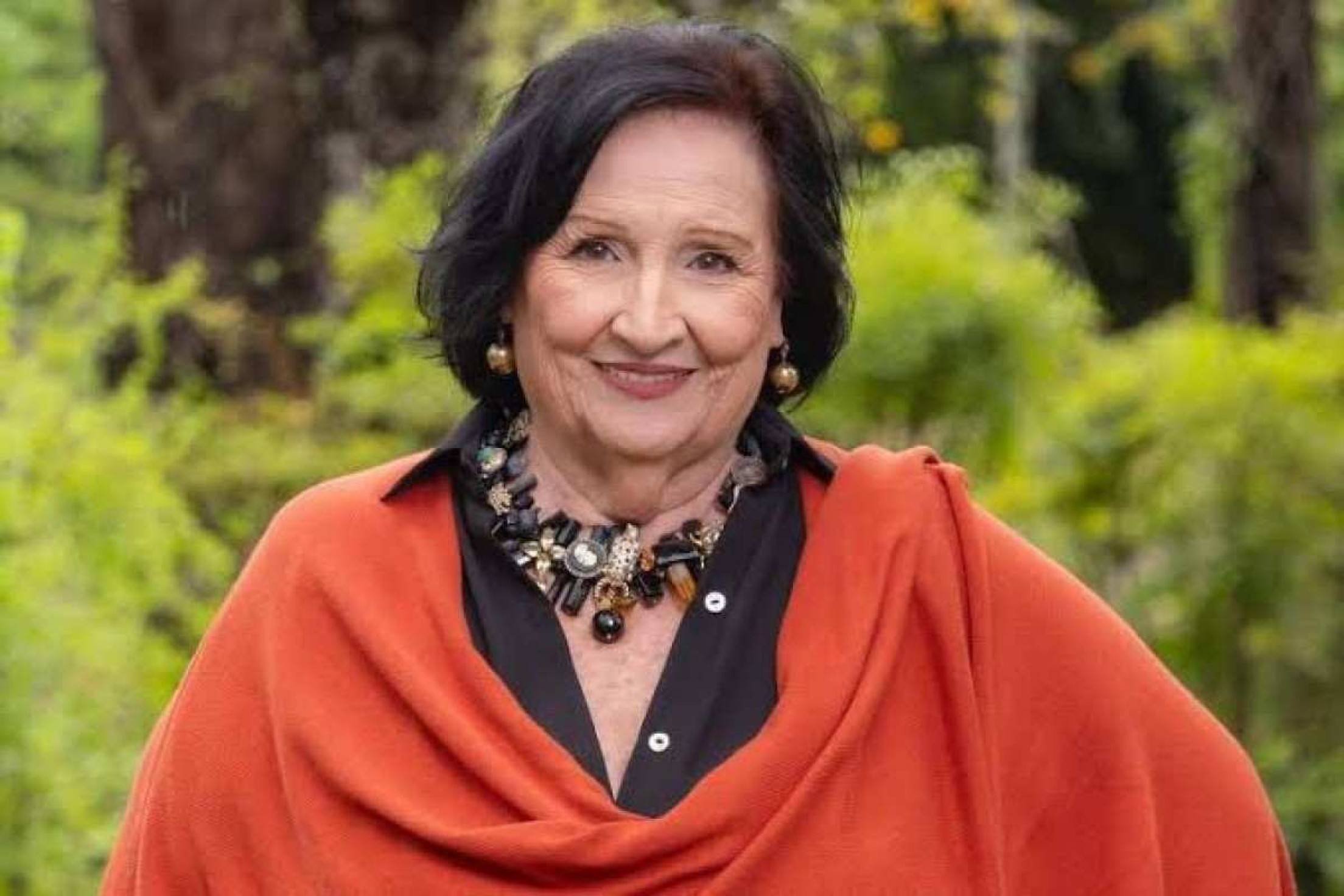 Dona Déa Lúcia anuncia saída da TV Globo e revela motivo