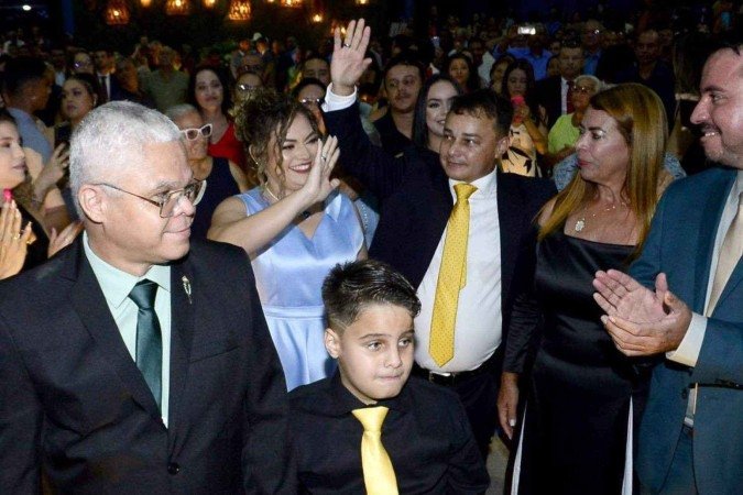  01/01/2025 Crédito: Marcelo Ferreira/CB/D.A Press. Brasil. Brasília - DF -  Posse dos prefeitos eleitos no entorno. Cidade Ocidental, Prefeito Lulinha.