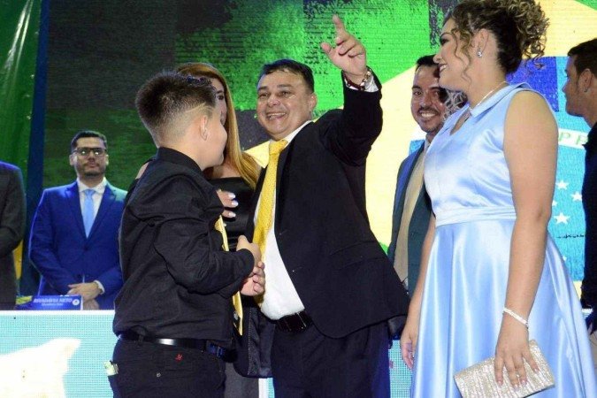  01/01/2025 Crédito: Marcelo Ferreira/CB/D.A Press. Brasil. Brasília - DF -  Posse dos prefeitos eleitos no entorno. Cidade Ocidental, Prefeito Lulinha.