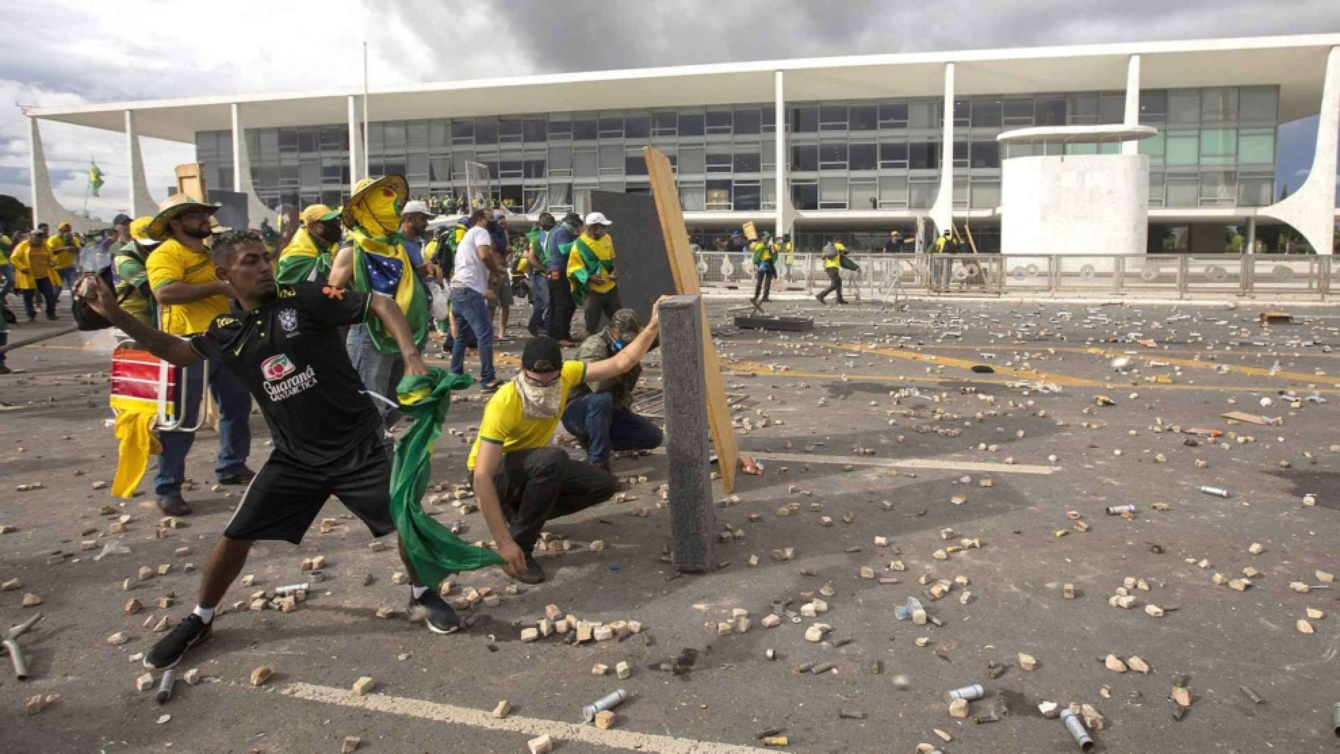 Blindagem em vidros e mais: como ficou a segurança de Brasília após 8/1