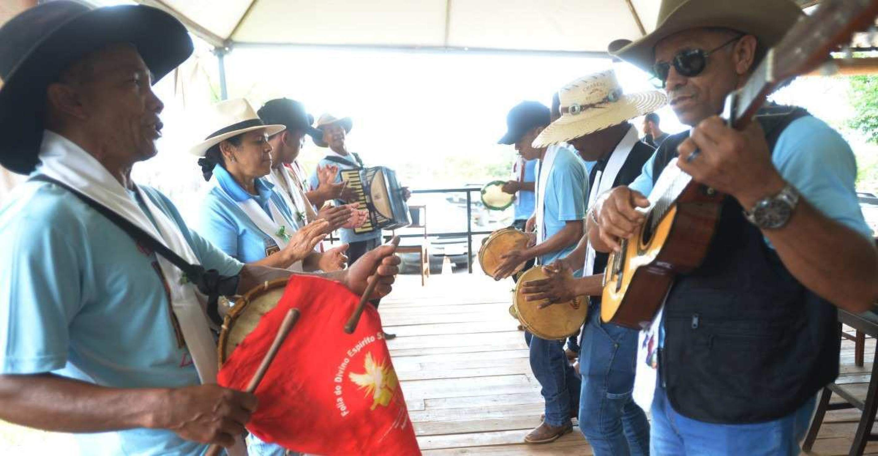  05/01/2025 Credito: Ed Alves/CB/DA.Press. Cidades. Folia de Reis no Lago Oeste. 