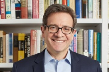     Julian Emanuel Zelizer, professor de história política na Universidade de Princeton