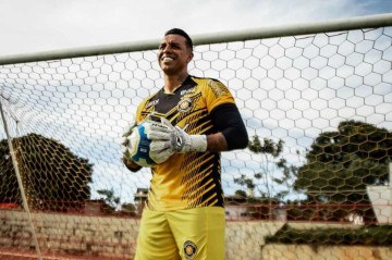 Aos 42 anos, o experiente Sidão desembarca no Distrito Federal para defender as traves do Sobradinho, recém-promovido à primeira divisão como campeão da Série B local -  (crédito: Eduardo Ronque/ASCOM Sobradinho EC)