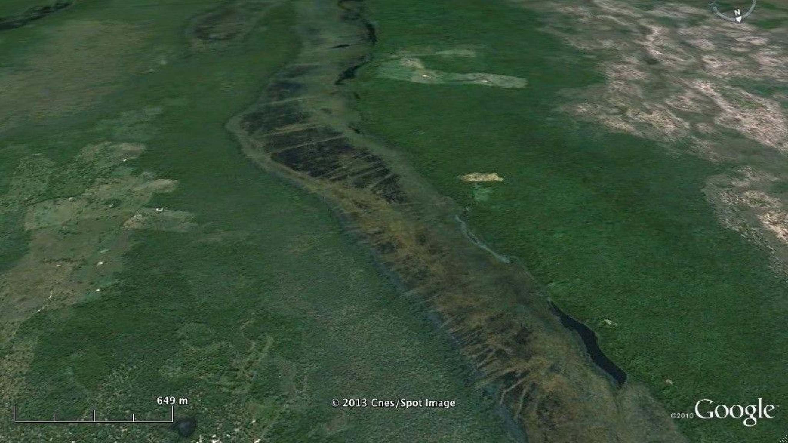 As pesquisas indicaram que os canais foram construídos há 4 mil anos -  (crédito: Belize River East Archaeology Project)