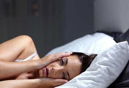 4) PROBLEMAS NO SONO - Se você tem dificuldade para dormir, troca o dia pela noite, sente insônia ou tem o sono agitado, isso pode revelar depressão, estresse ou ansiedade extrema. -  (crédito: Reprodução da Record TV)
