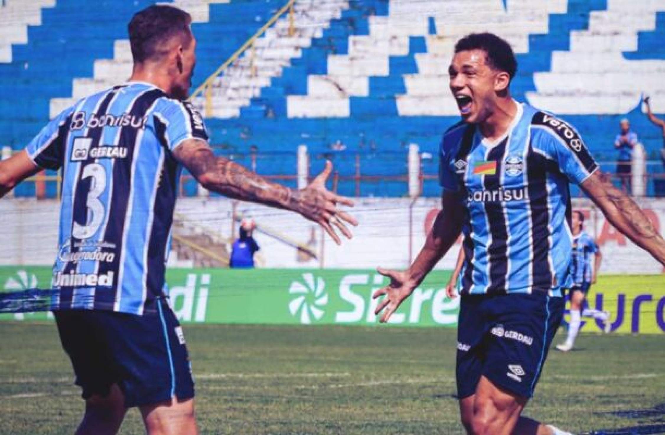 Grêmio é avassalador e atropela Vitória da Conquista em estreia na Copinha