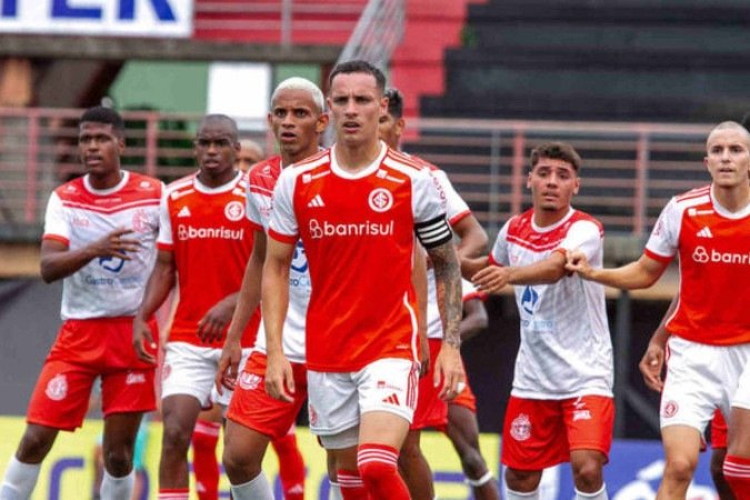 Garotos do Internacional não tiveram boa atuação em sua estreia pela Copinha e foram surpreendidos pelo adversário - (crédito: Foto: Rafaela Frison / Internacional) Garotos do Internacional não tiveram boa atuação em sua estreia pela Copinha e foram surpreendidos pelo adversário - (crédito: Foto: Rafaela Frison / Internacional)