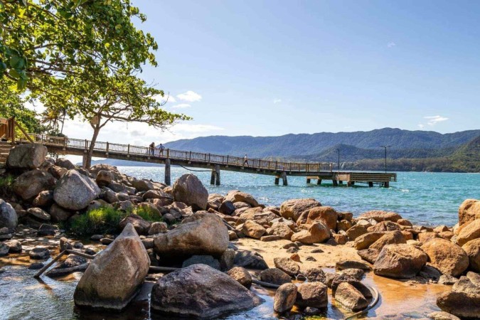 Ilhabela surpreende com suas praias paradisíacas e uma rica biodiversidade que encanta turistas (Imagem: Diogo Balisteri | Shutterstock) -  (crédito: Edicase)