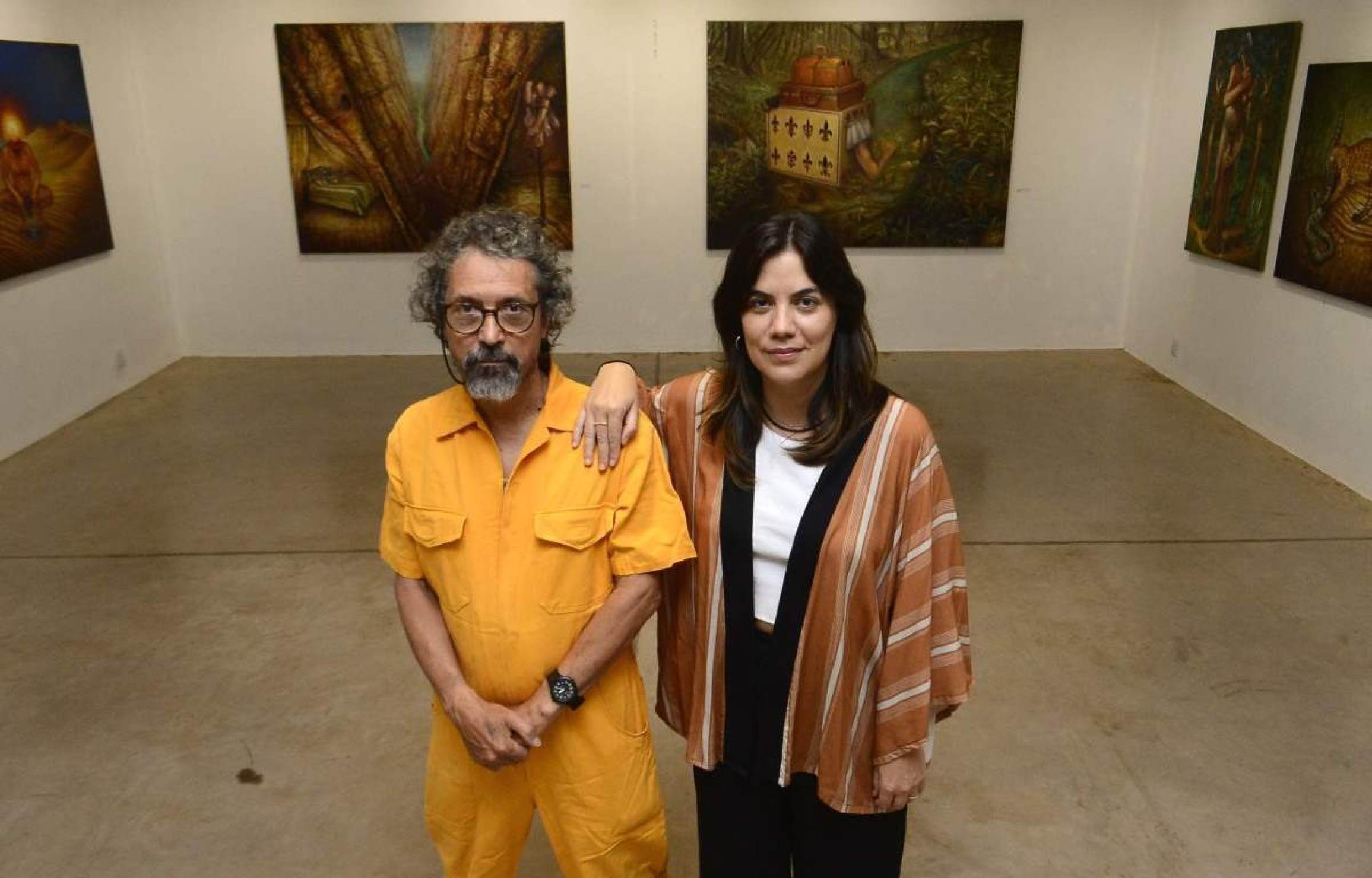 Os artistas plásticos Nelson Maravalhas e Nuara Visintin pensaram juntos os detalhes da galeria 