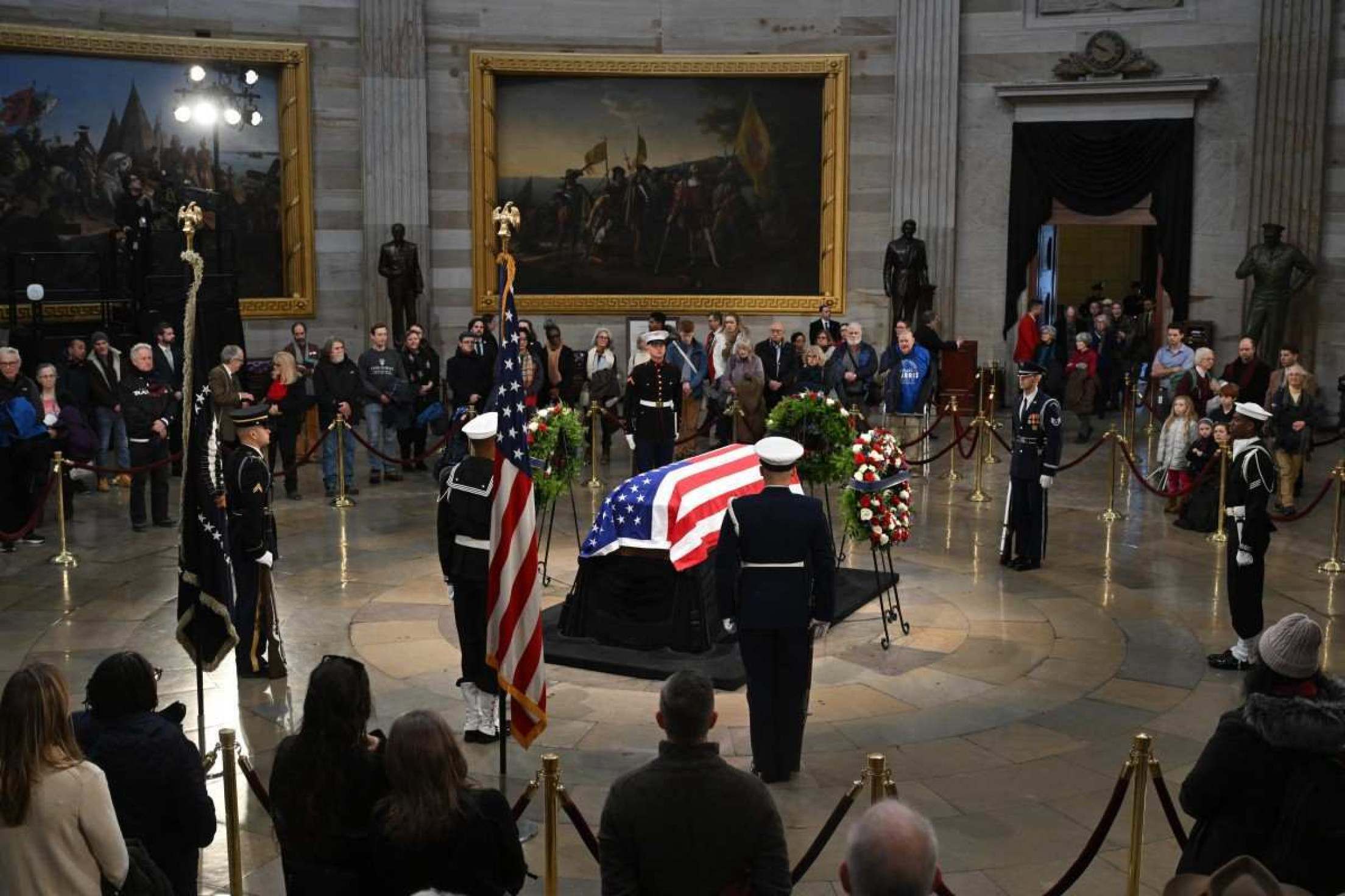 Corpo do ex-presidente americano Jimmy Carter é velado em Washington