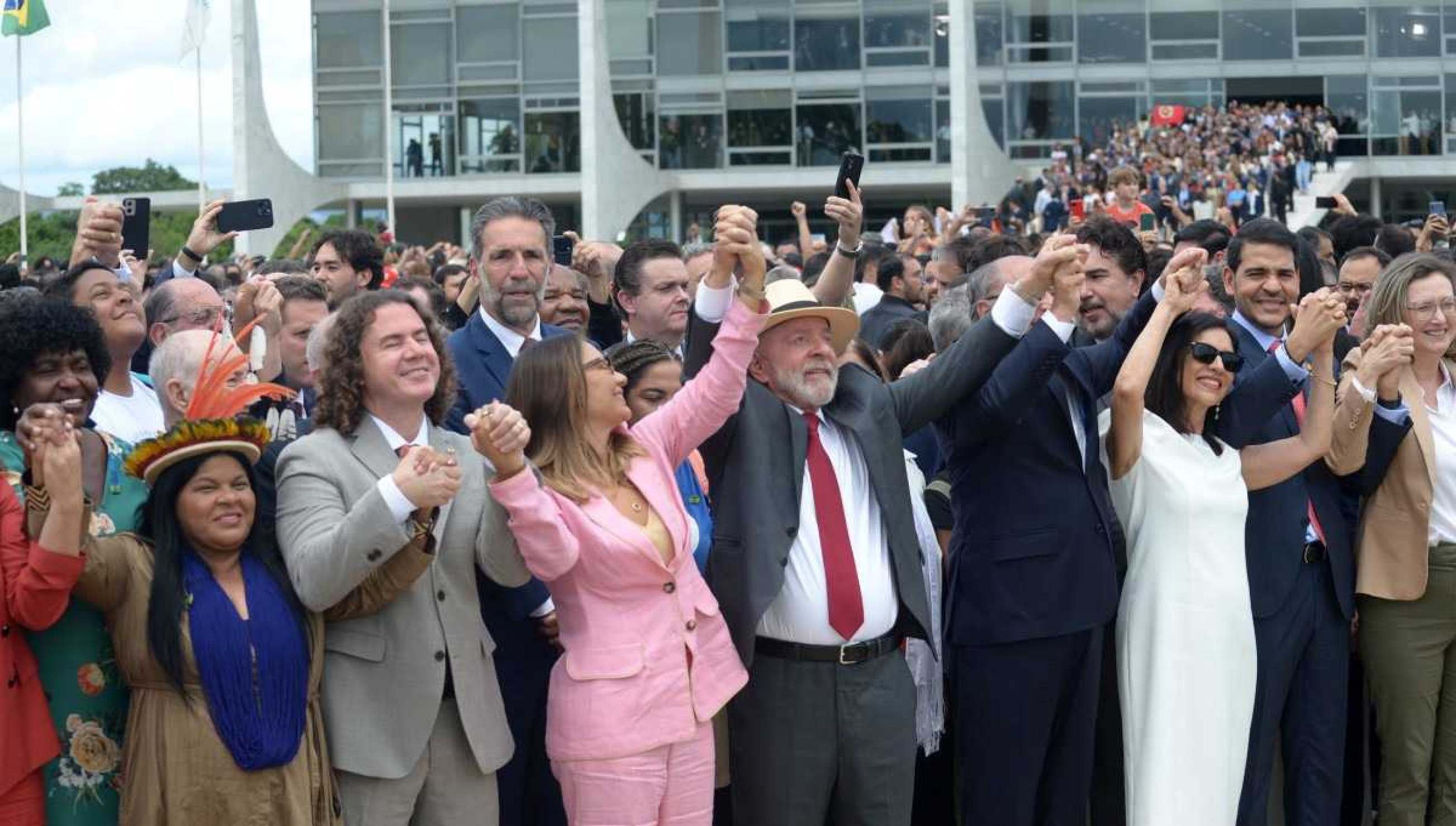 Sem mentiras e discurso de ódio 