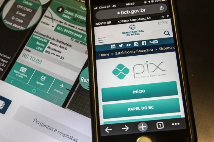 Receita Federal ressaltou que não existe e nunca vai existir tributação sobre o pix, até por que a constituição não autoriza imposto sobre movimentação financeira -  (crédito: Marcello Casal Jr/Agência Brasil)