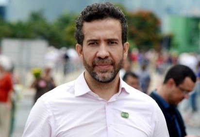  Para o deputado, Cleitinho representa uma política voltada para questões concretas do cotidiano da população -  (crédito: Ed Alves/CB/D.A Press) - Para o deputado, Cleitinho representa uma política voltada para questões concretas do cotidiano da população -  (crédito: Ed Alves/CB/D.A Press)
