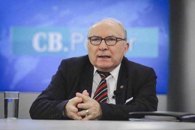  08/01/2025 - CB Poder entrevista Souza Prudente, desembargador federal aposentado do TRF. Na bancada: Ana Maria Campos e Jaque Fonseca -  (crédito:  PEDRO SANTANA / CB)