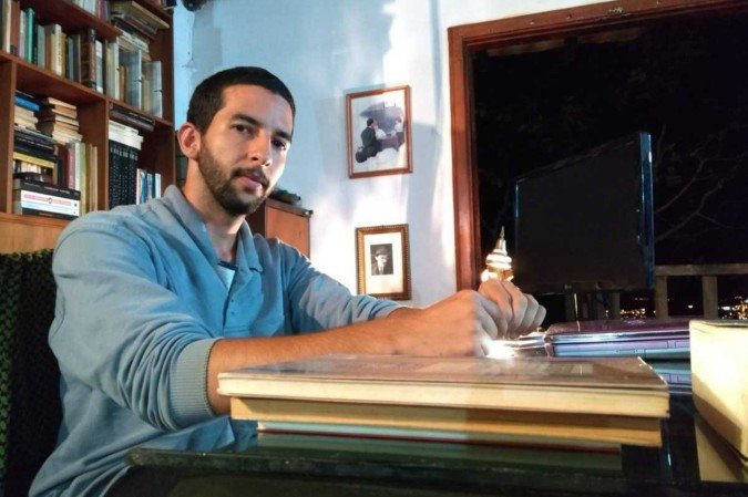 Fábio, que reside em São Paulo, aguarda uma resposta da UnB sobre os auxílios necessários para concluir o último semestre de psicologia - (crédito: Foto/Arquivo pessoal) Fábio, que reside em São Paulo, aguarda uma resposta da UnB sobre os auxílios necessários para concluir o último semestre de psicologia - (crédito: Foto/Arquivo pessoal)