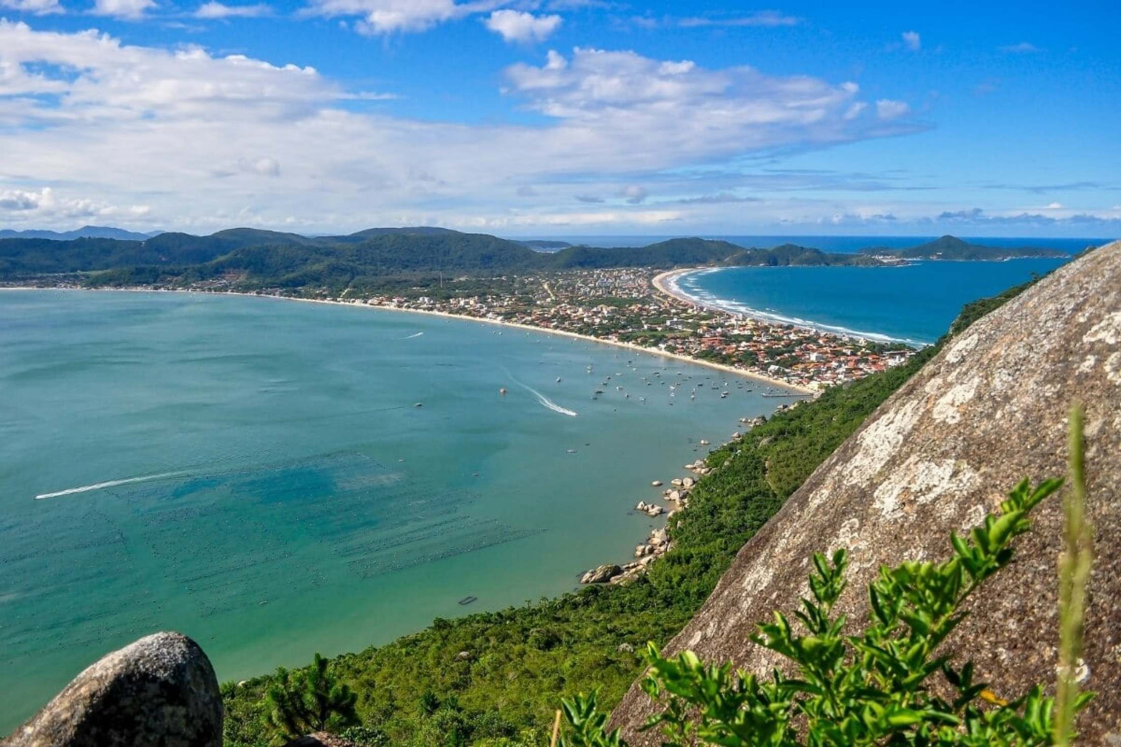 4 praias deslumbrantes para conhecer em Bombinhas