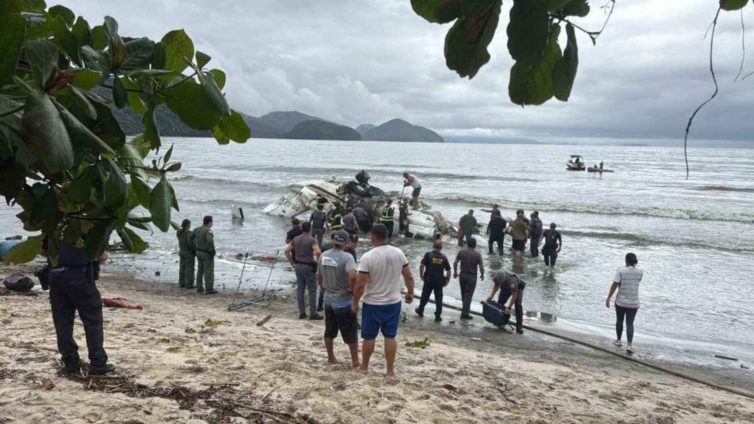 Avião que caiu em SP pertence à família Fries e não tinha autorização para táxi aéreo