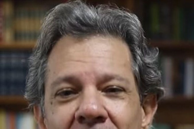 Haddad foi às redes sociais desmentir cobrança do Pix e outras fake news -  (crédito: Reprodução/Instagram)