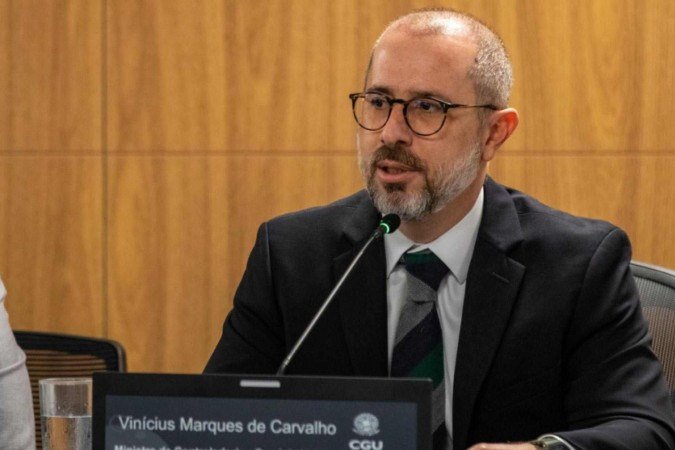 Ministro da CGU rebate Rui Costa e diz que INSS foi avisado de fraudes Ministro da CGU rebate Rui Costa e diz que INSS foi avisado de fraudes