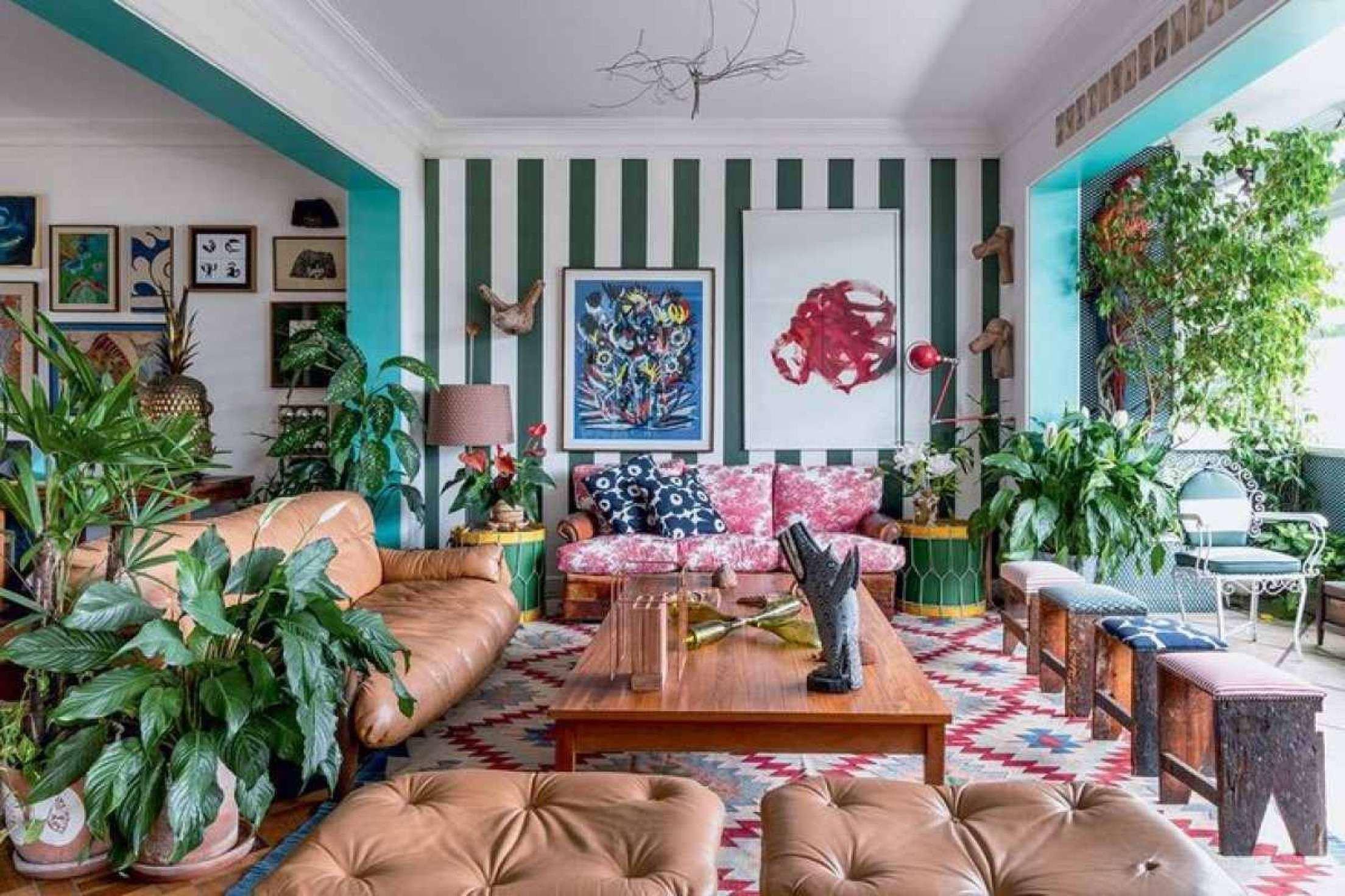 Maximalismo, o estilo de design que abraça o excesso com personalidade 