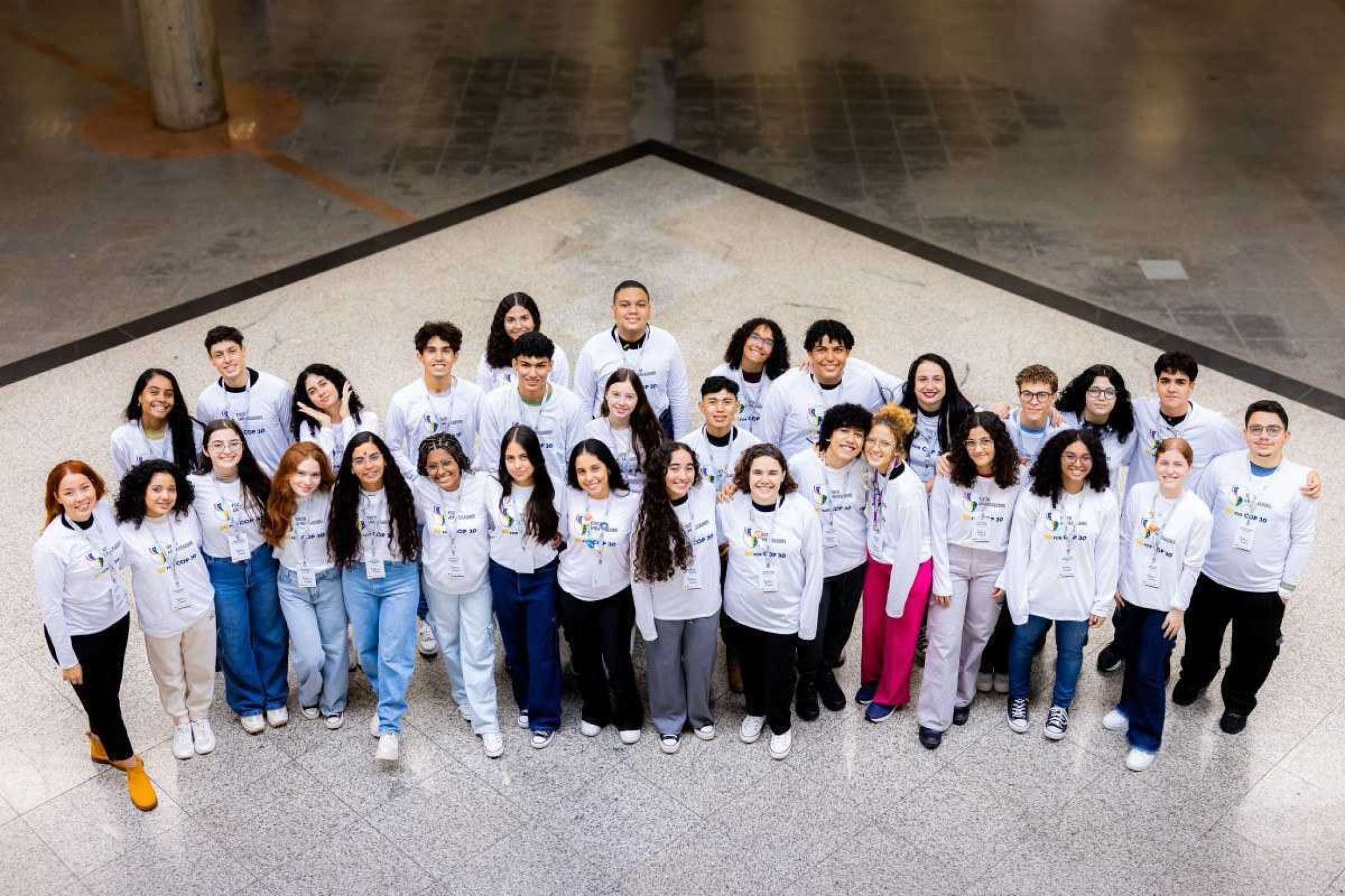 Programa Jovens Embaixadores 2025: estudantes desembarcam nos EUA