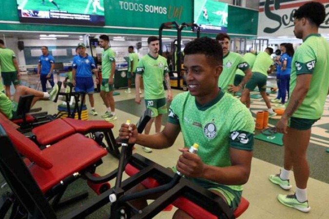  O jogador Vanderlan, da SE Palmeiras, durante treinamento, na Academia de Futebol. (Foto: Cesar Greco/Palmeiras/by Canon)
     -  (crédito:  CESAR GRECO)