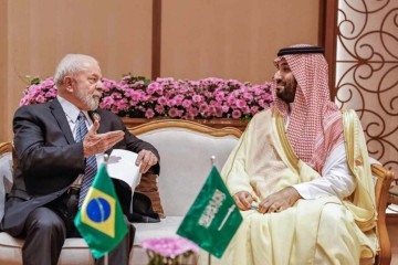 Lula e primeiro-ministro da Arábia Saudita, Mohammed bin Salman Al Saud -  (crédito: Ricardo Stuckert /PR)