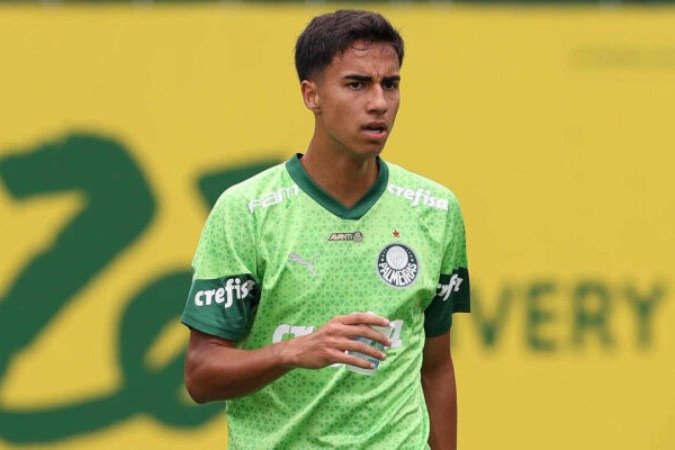 Zagueiro está próximo de deixar o Verdão e se transferir para o Manchester City - (crédito: Foto: Cesar Greco/Palmeiras) Zagueiro está próximo de deixar o Verdão e se transferir para o Manchester City - (crédito: Foto: Cesar Greco/Palmeiras)