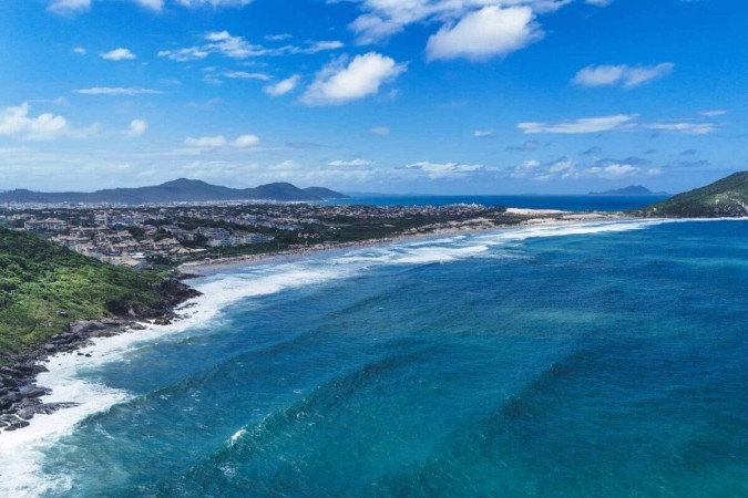 Florianópolis tem paisagens exuberantes e oferece uma rica variedade de experiências (Imagem: gustavo.gomes | Shutterstock) -  (crédito: Edicase)