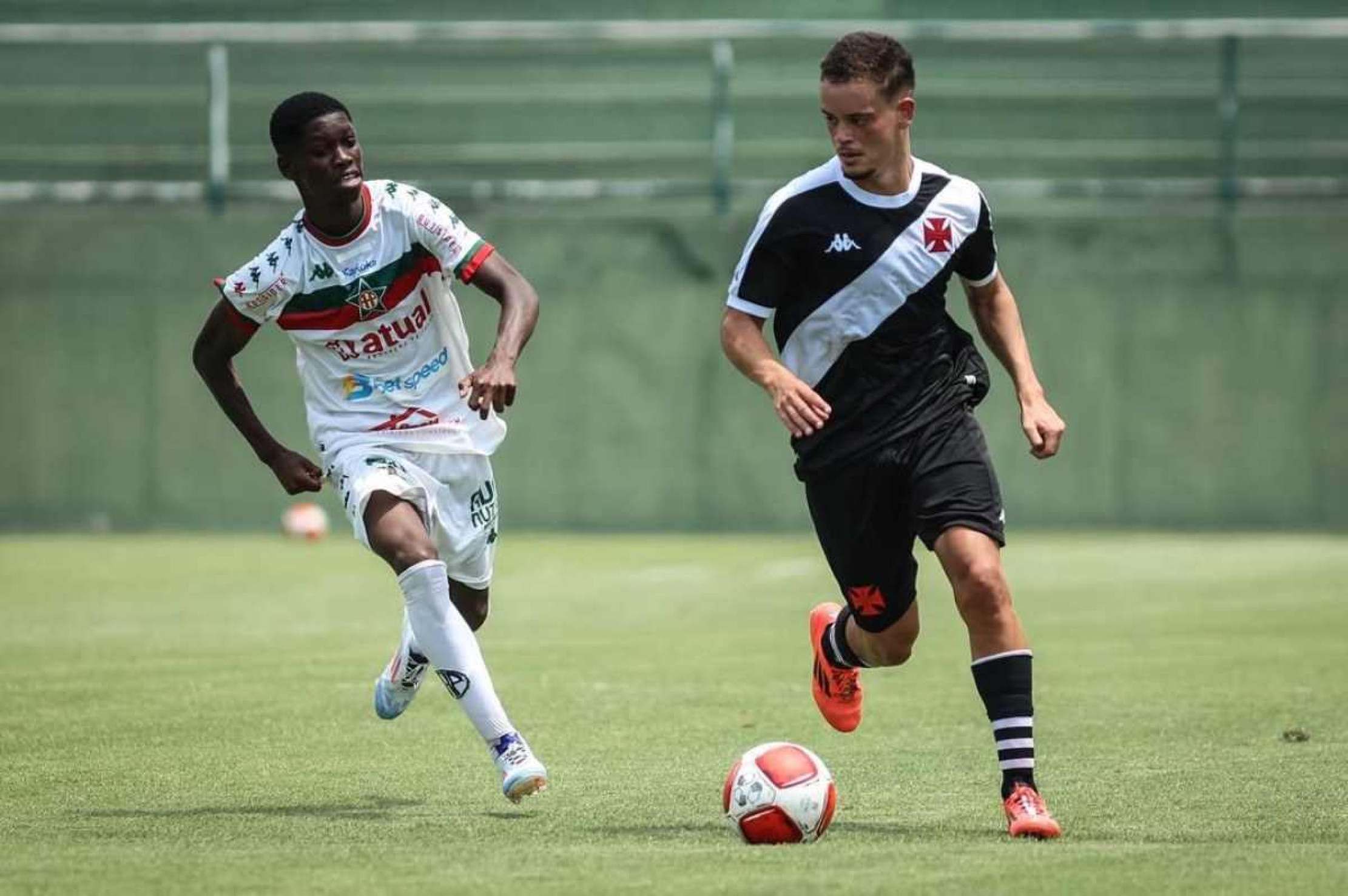 As 10 camisas de futebol mais bonitas de 2024