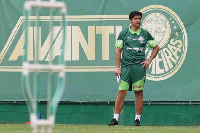 Abel Ferreira retornou de férias apenas nesta terça-feira - (crédito: Foto: Cesar Greco/Palmeiras) Abel Ferreira retornou de férias apenas nesta terça-feira - (crédito: Foto: Cesar Greco/Palmeiras)