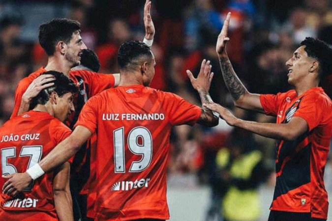 Rubro-Negro venceu os dois clubes que subiram da Divisão de o nas primeiras rodadas - (crédito: Foto: Divulgação/Athletico) Rubro-Negro venceu os dois clubes que subiram da Divisão de o nas primeiras rodadas - (crédito: Foto: Divulgação/Athletico)