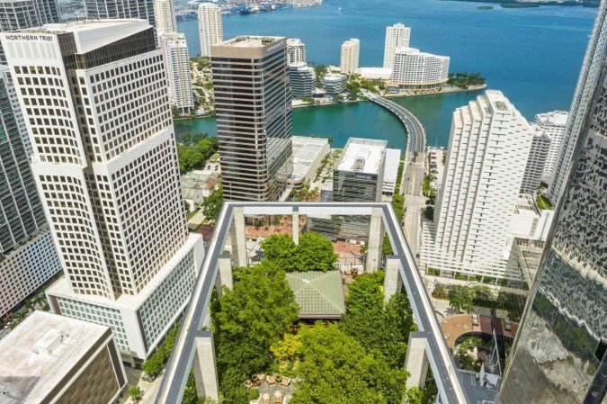 Centro financeiro de Miami, Brickell é um dos bairros mais “cool” da cidade - (crédito: Uai Turismo) Centro financeiro de Miami, Brickell é um dos bairros mais “cool” da cidade - (crédito: Uai Turismo)
