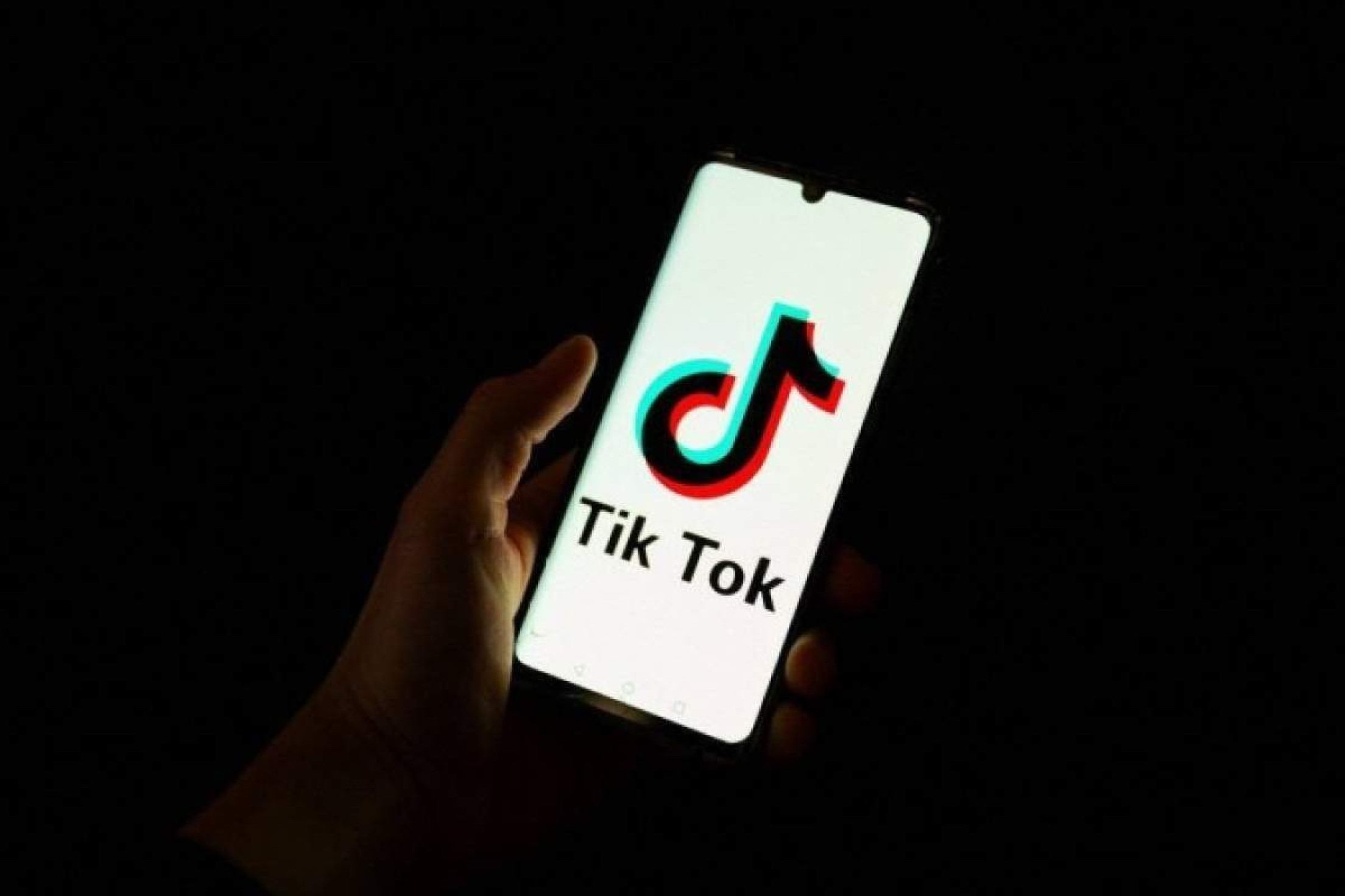 Líderes na China cogitam vender TikTok nos EUA para Musk; empresa nega