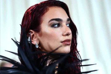 Os advogados da cantora de sucessos como Levitating e Don’t Start Now alegam que a Samsung nunca pediu autorização para usar a imagem

 -  (crédito:  Instagram @dualipa)