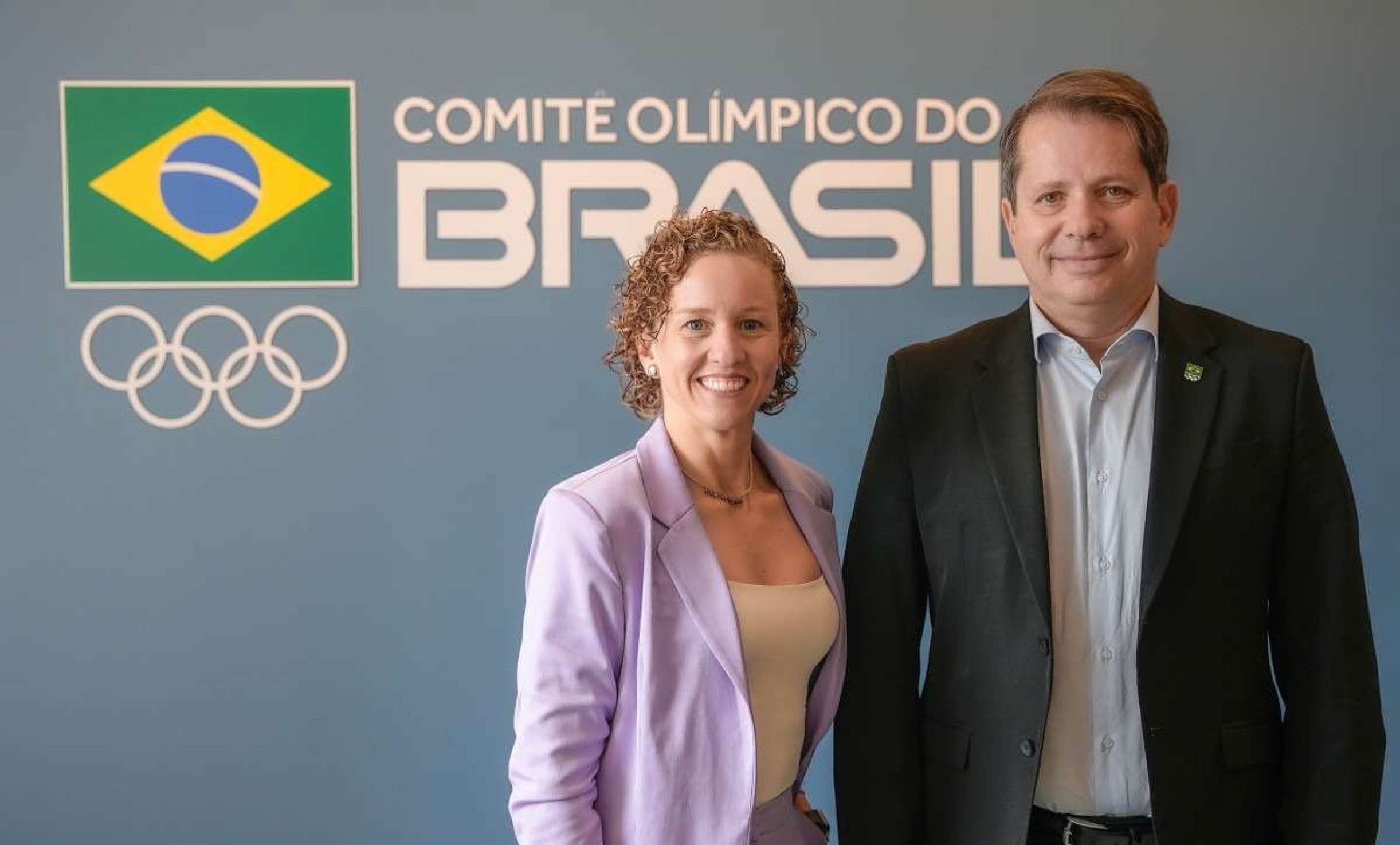 Marco La Porta e Yane Marques assumem a gestão do COB