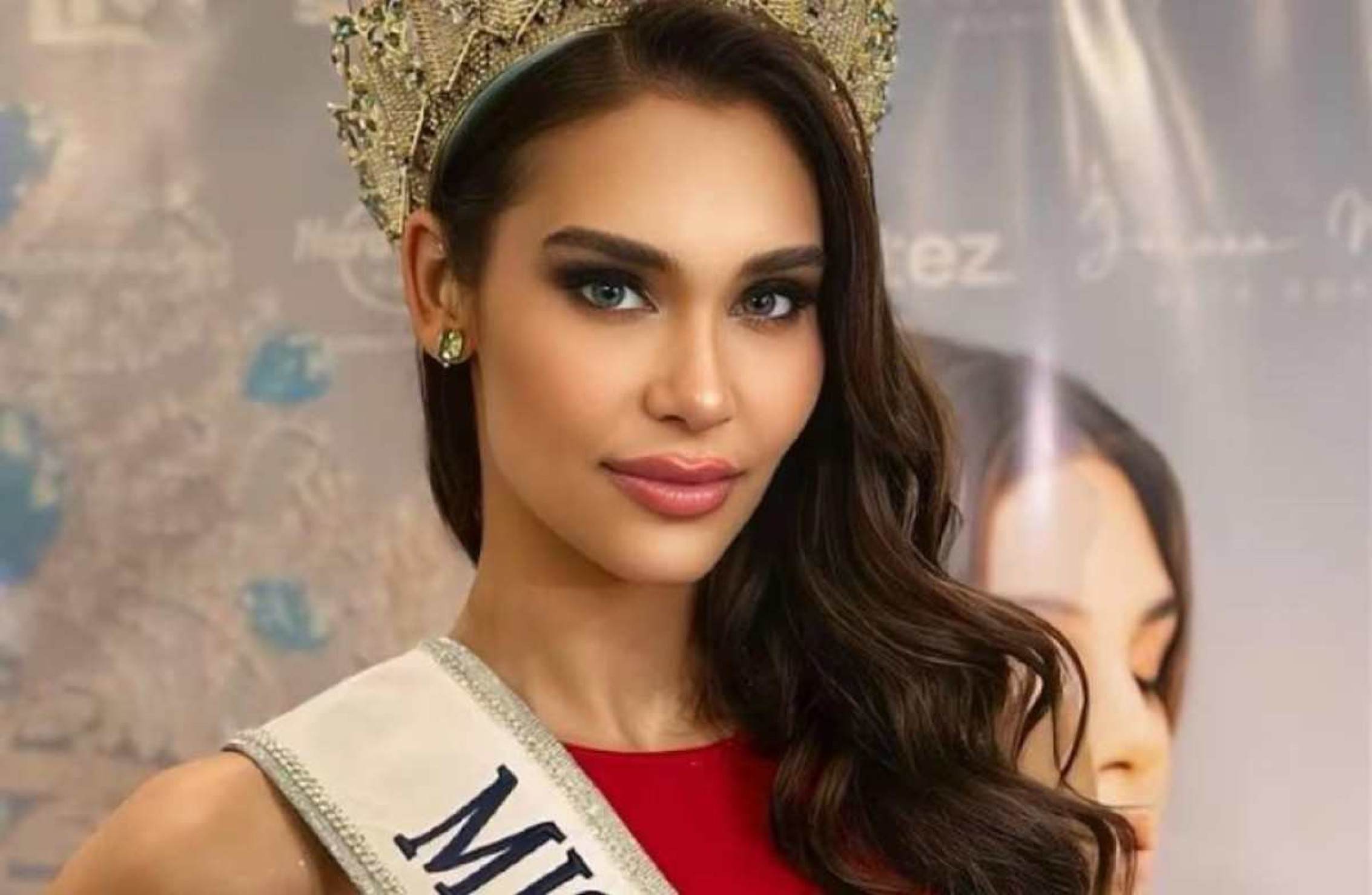 Miss Argentina perde título após falar mal do Miss Universo e de brasileira